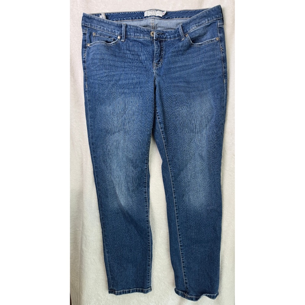 Torrid Denim Boyfriend Jeans 18R Blue Medium Wash Plus Size Straight Leg